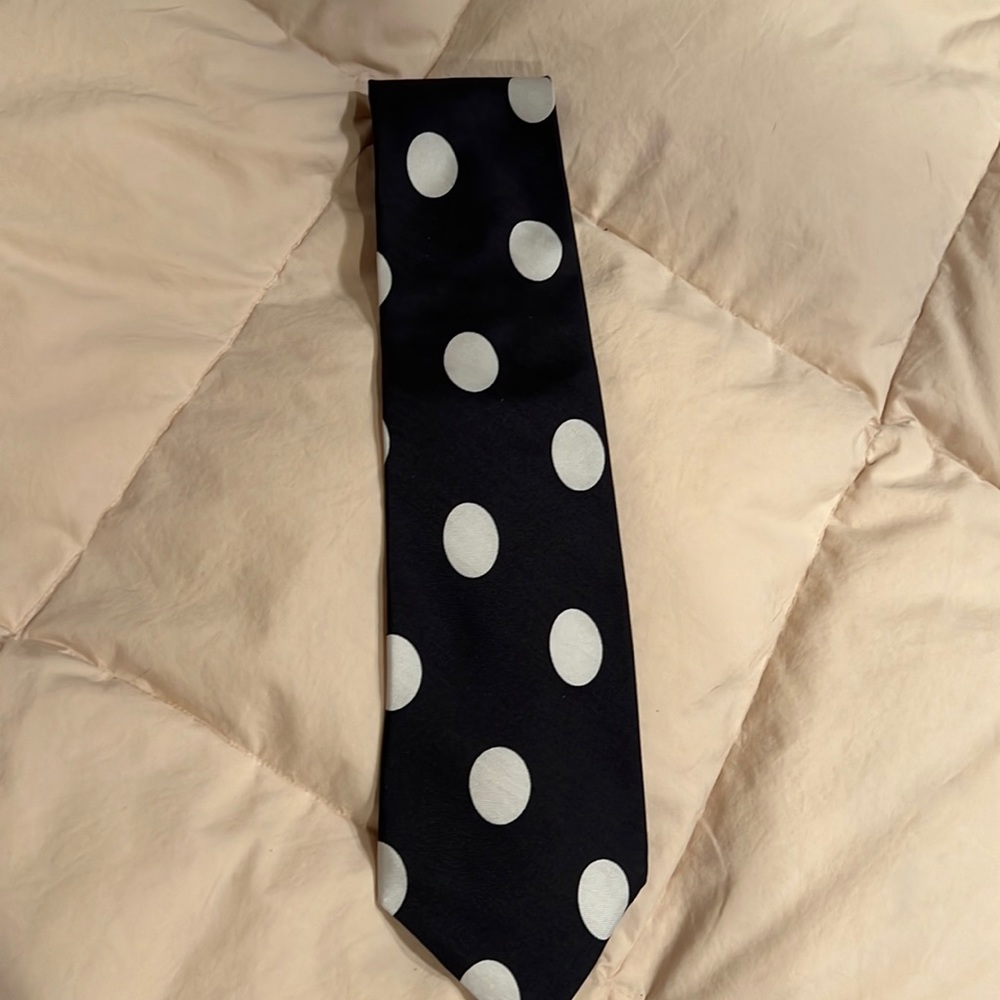 Vintage 100% silk Tie